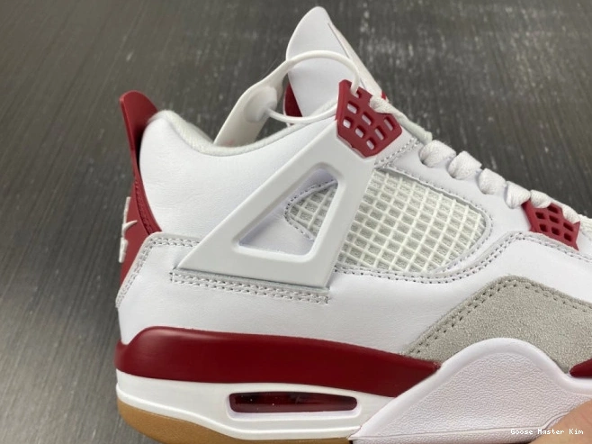 Jordan 4 DR5415-160 Air x Nike SB 0611